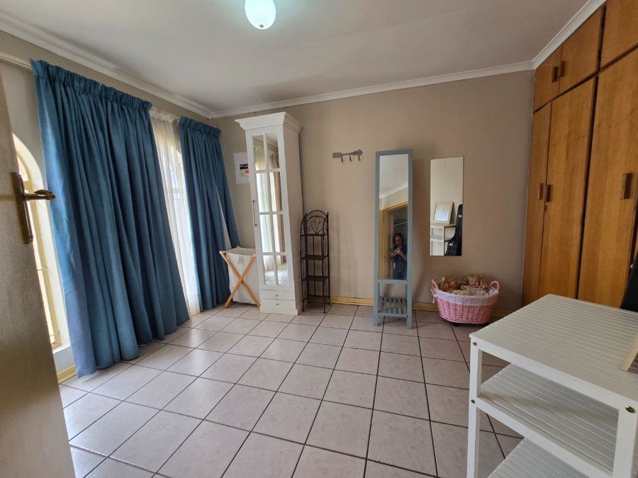 2 Bedroom Property for Sale in Heuwelsig Free State